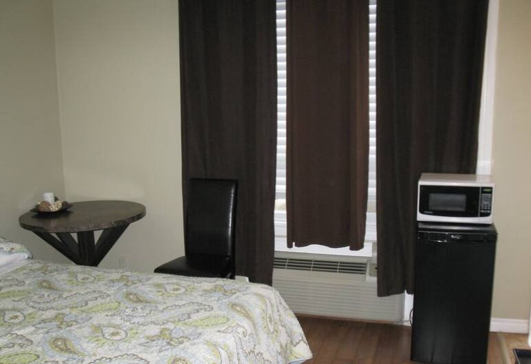 GoodMan's Motel Room